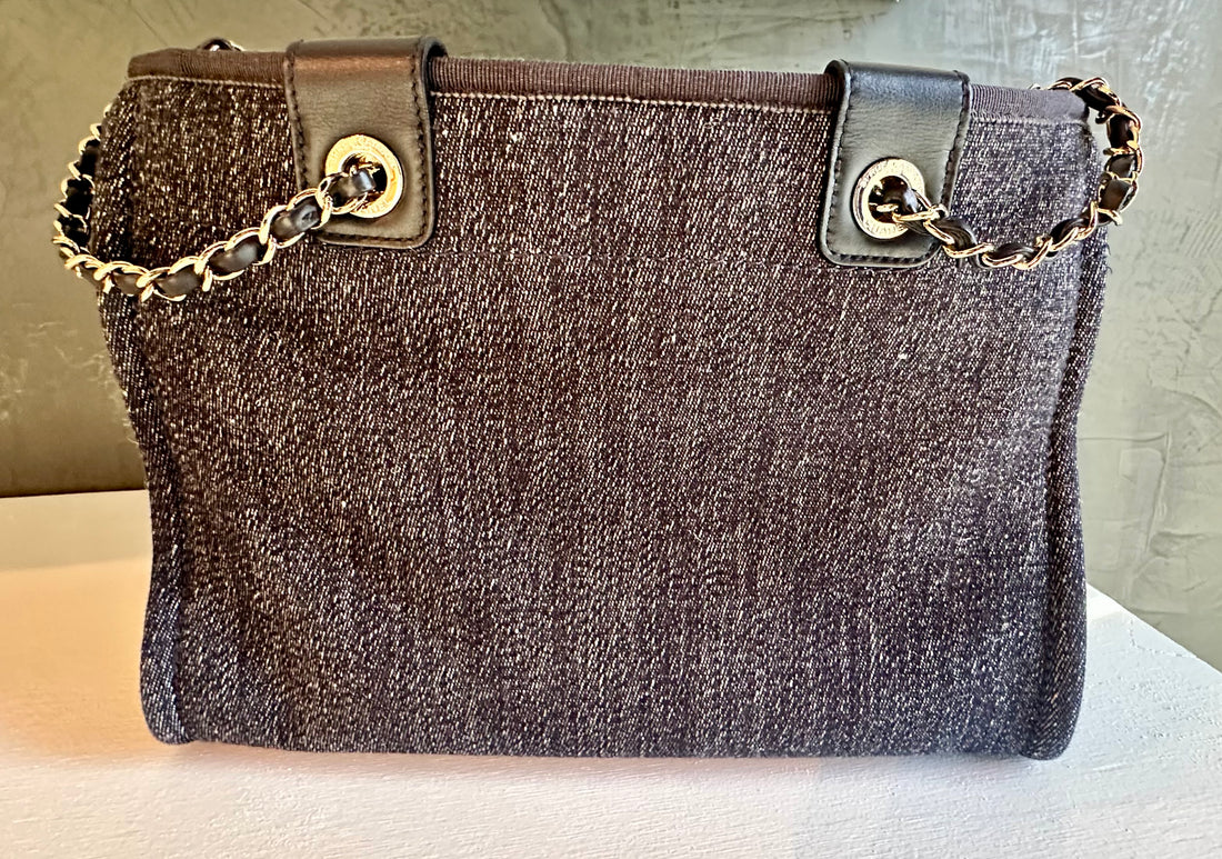 Chanel Deauville Small Tote – Bleu Foncé/Blanc (Dark Blue/White)