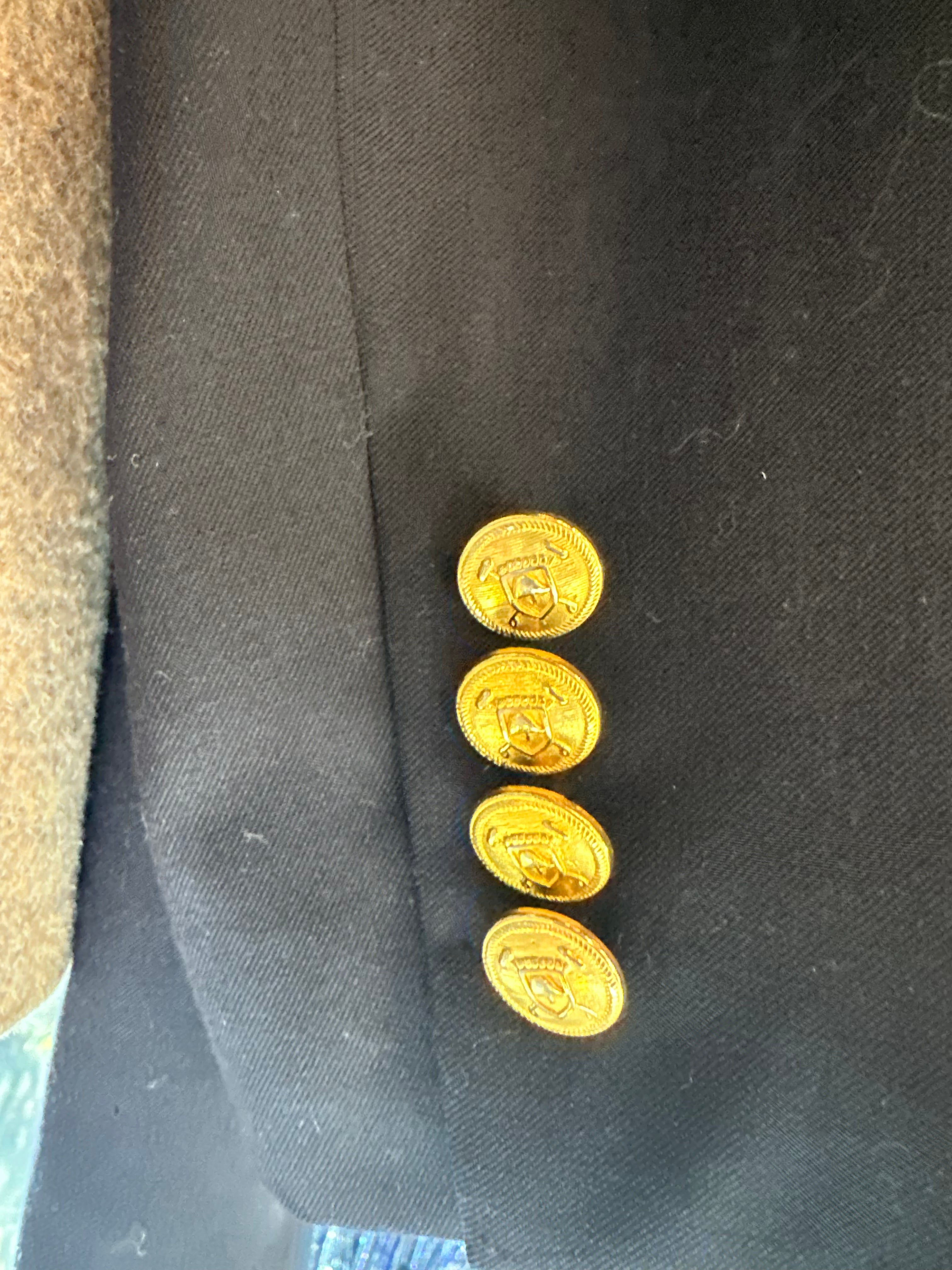 Ralph Lauren Navy Blazer – Gold Button – Men’s Size Large