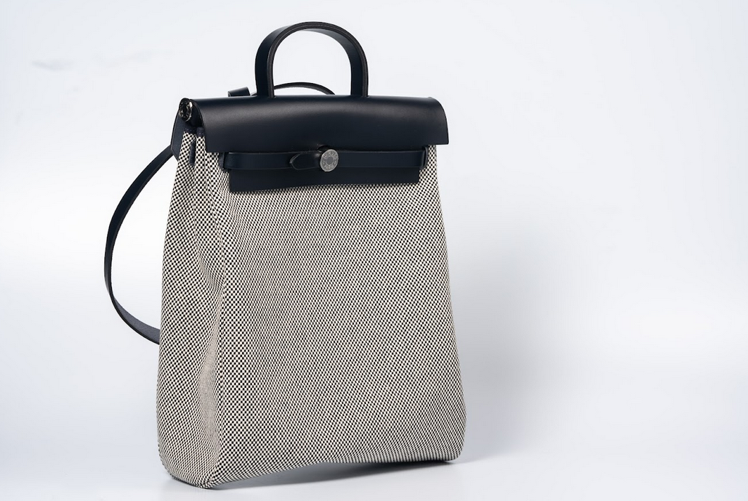 Hermès Herbag à Dos Zip Backpack Toile H Noir / Écru with Palladium Hardware