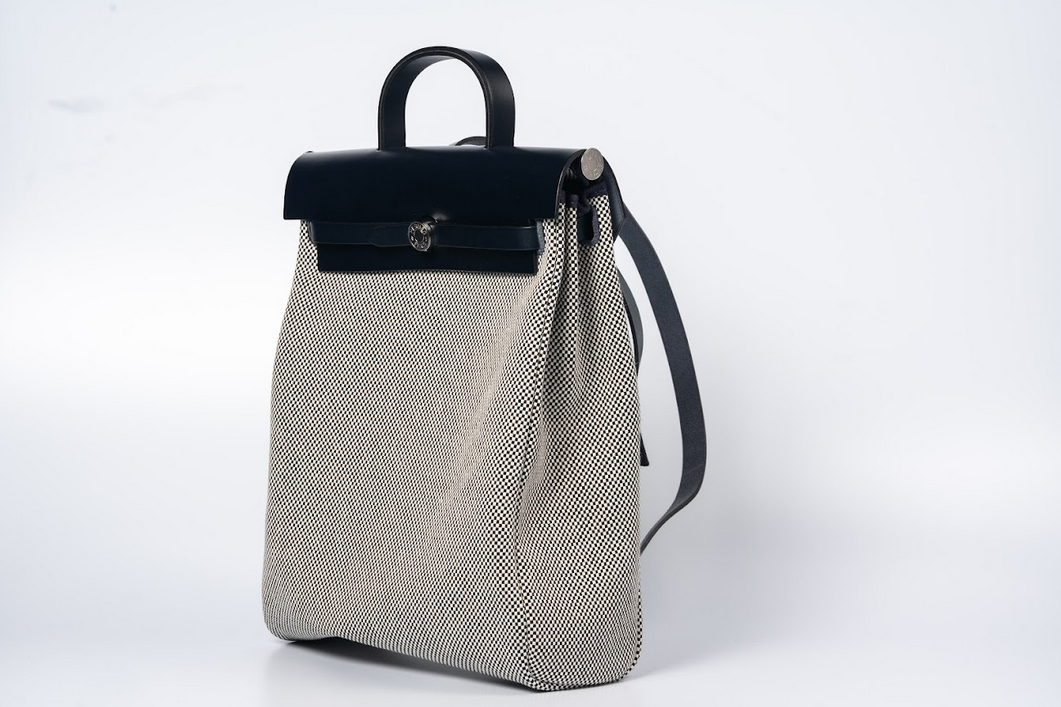 Hermès Herbag à Dos Zip Backpack Toile H Noir / Écru with Palladium Hardware
