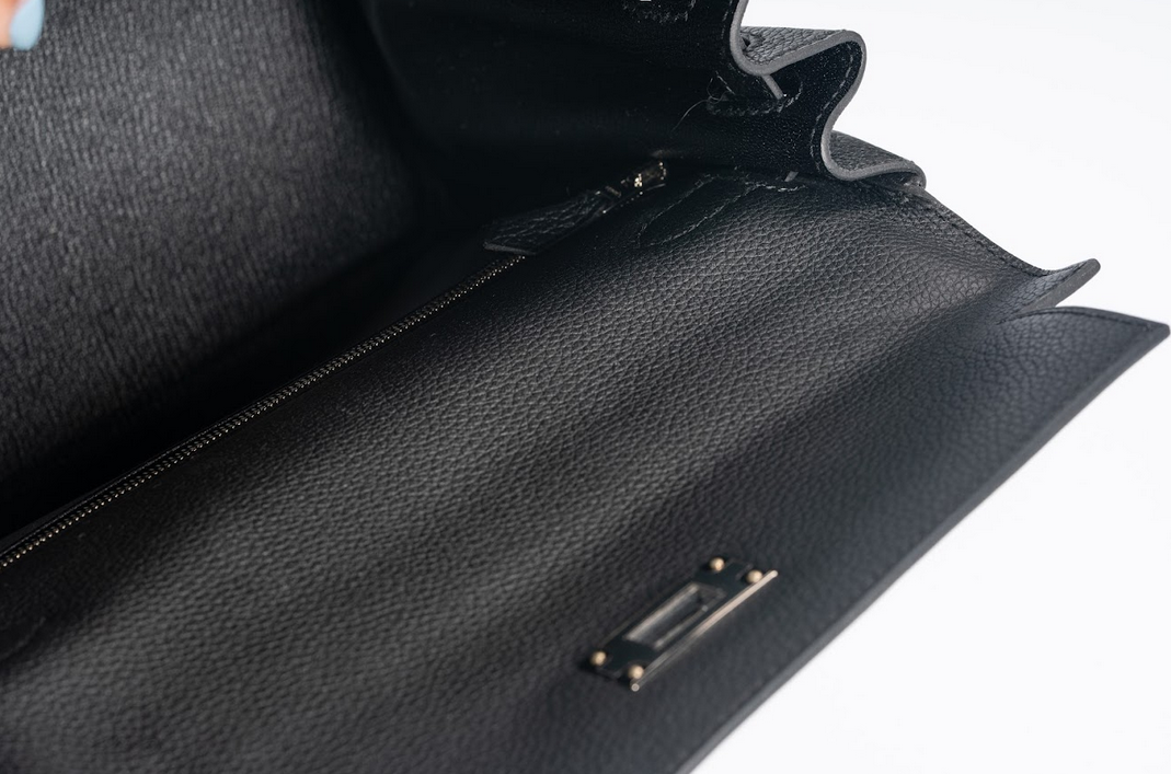 Hermès Kelly 28 Retourne Togo Black Palladium Hardware Top Handle Shoulder Bag