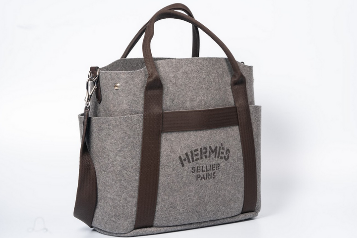 Hermès The Grooming Bag, Sac de Pansage Brown Leather, Grey Wool, Palladium Hardware