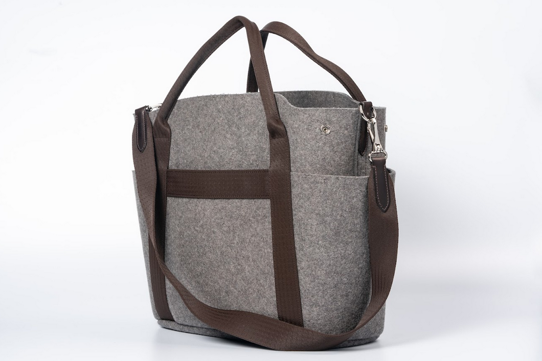 Hermès The Grooming Bag, Sac de Pansage Brown Leather, Grey Wool, Palladium Hardware